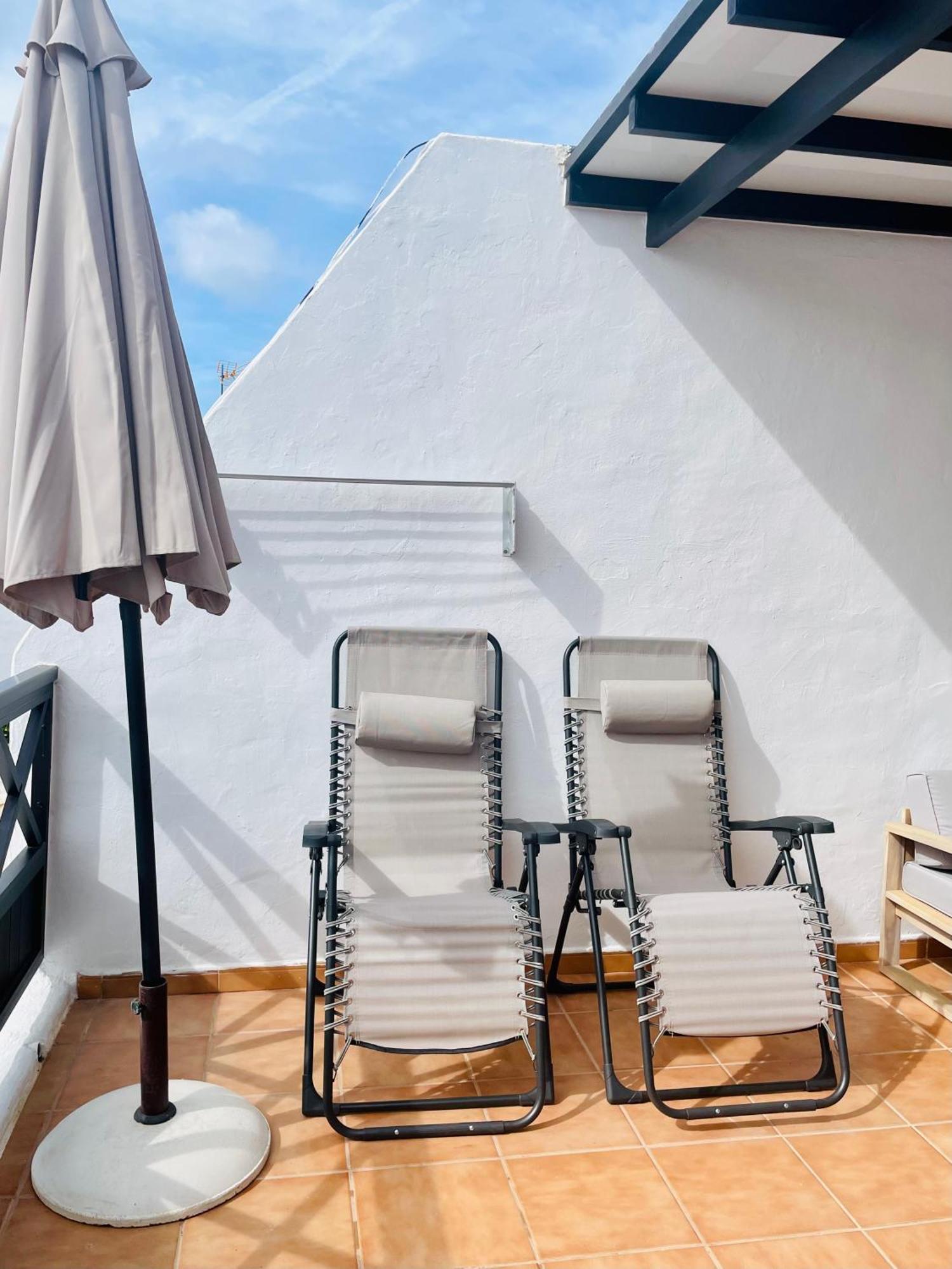 Apartamento Con Amplia Terraza En La Playa Puerto del Carmen  Exterior photo